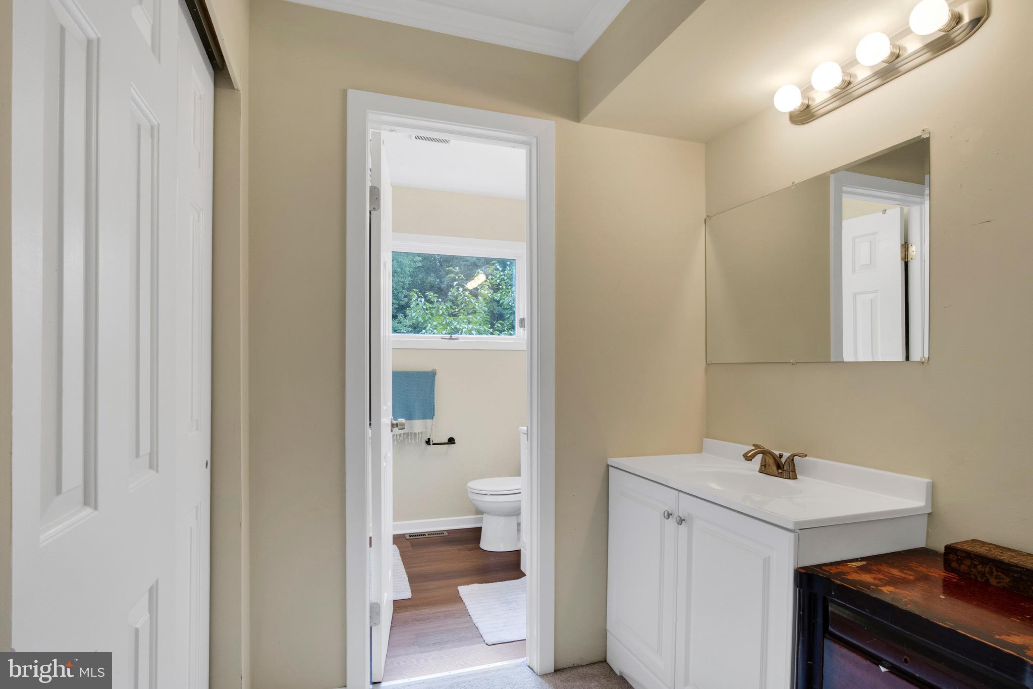 324 DELAPLANE AVENUE