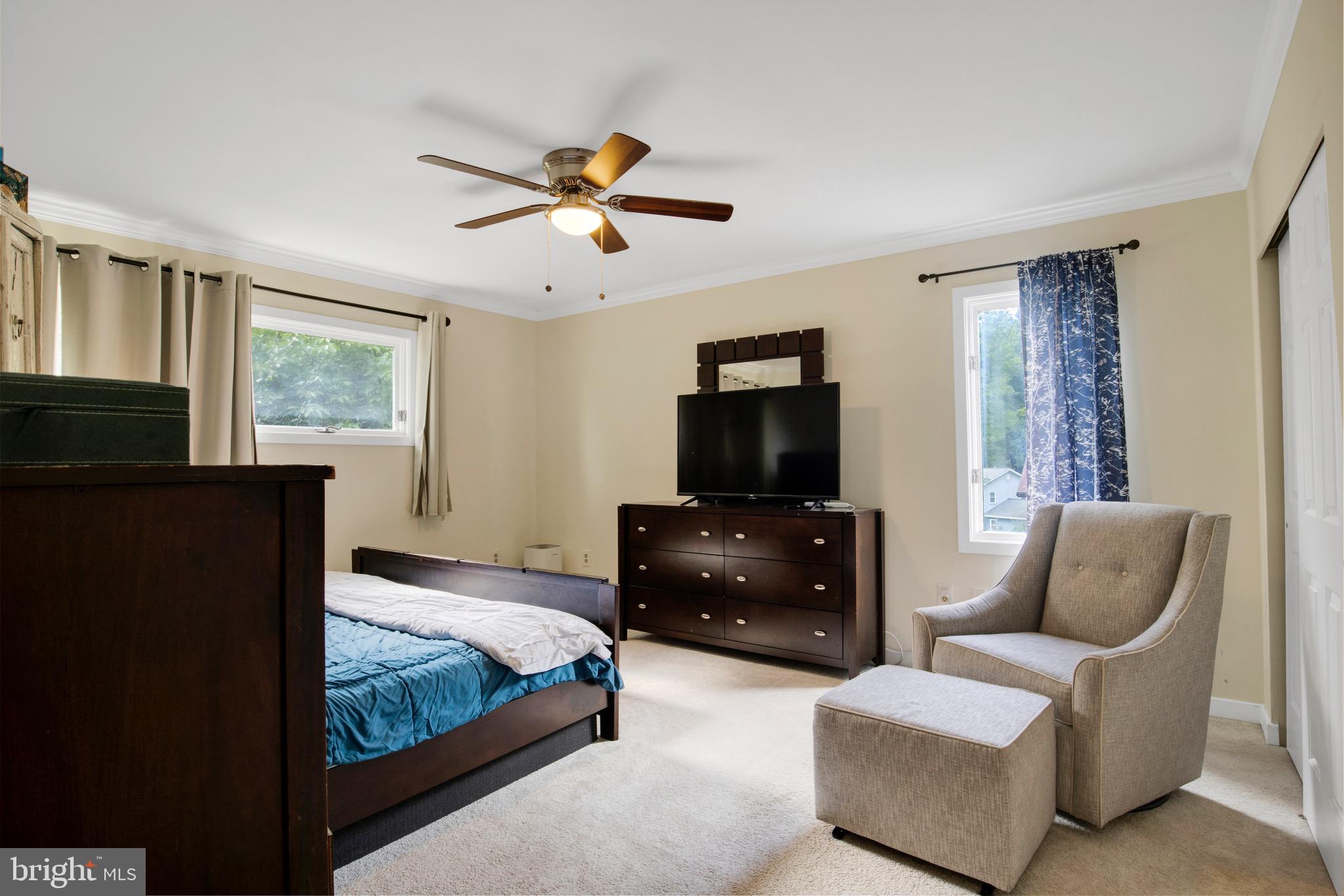 324 DELAPLANE AVENUE