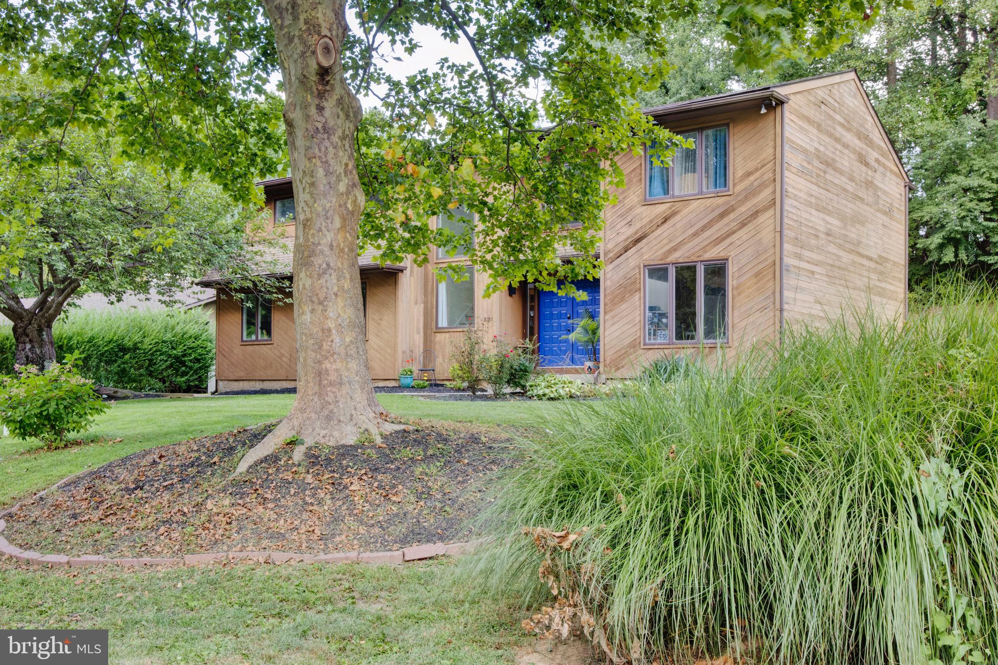 324 DELAPLANE AVENUE