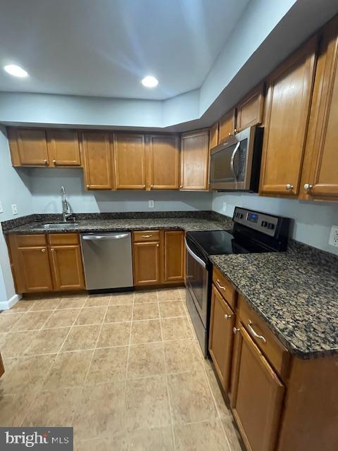 1803 LOWLAND WAY