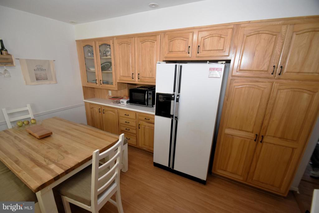 1512 FAULKLAND ROAD