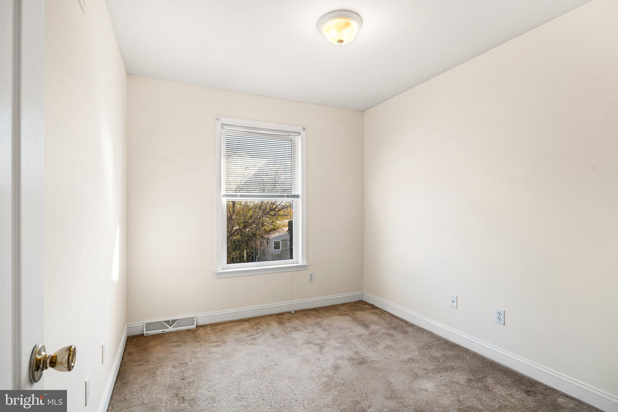 1802 N WASHINGTON STREET C