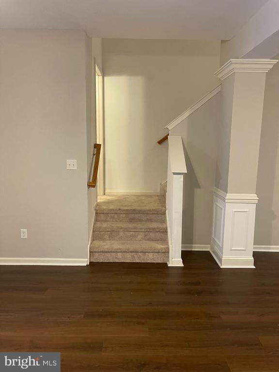 310 NORWALK WAY