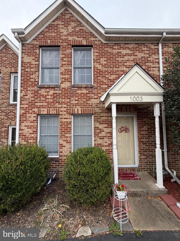 1003 TALCON DRIVE