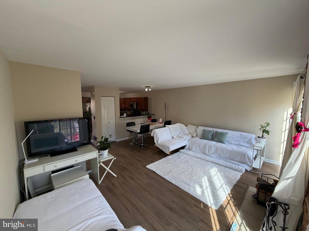 1003 TALCON DRIVE