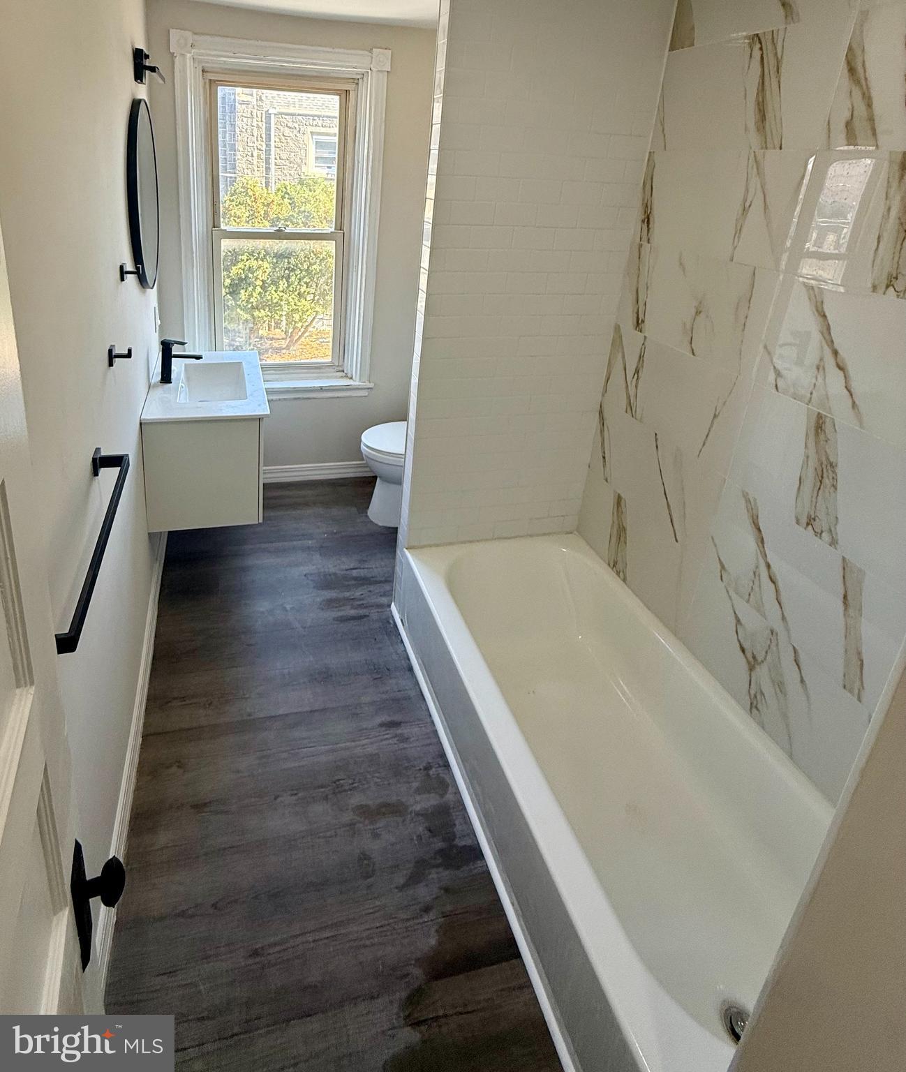 1921 N WASHINGTON STREET