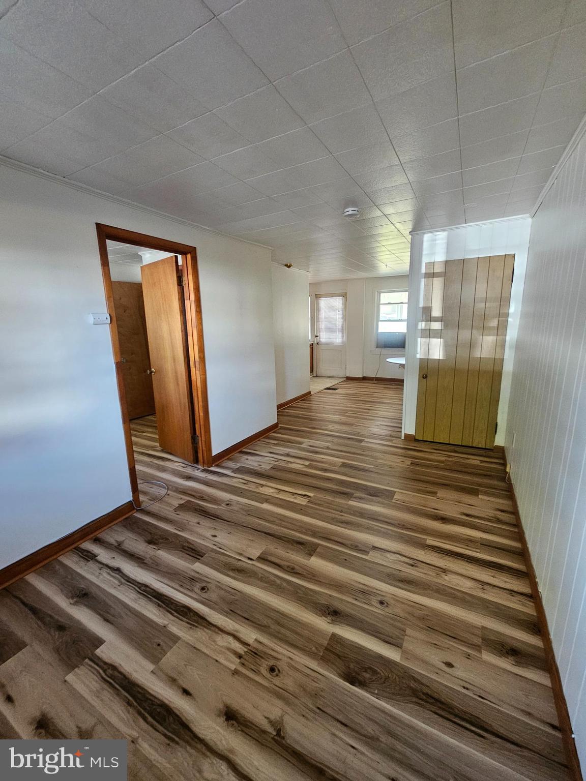 303 DELAWARE CIRCLE 4