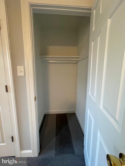 817 HASTINGS COURT