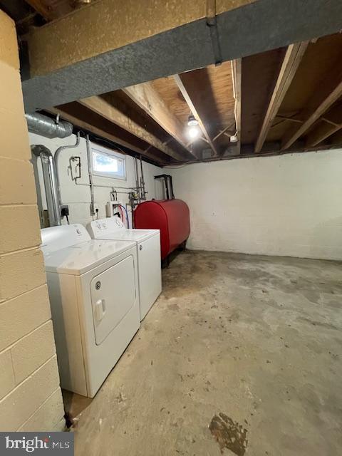 817 HASTINGS COURT