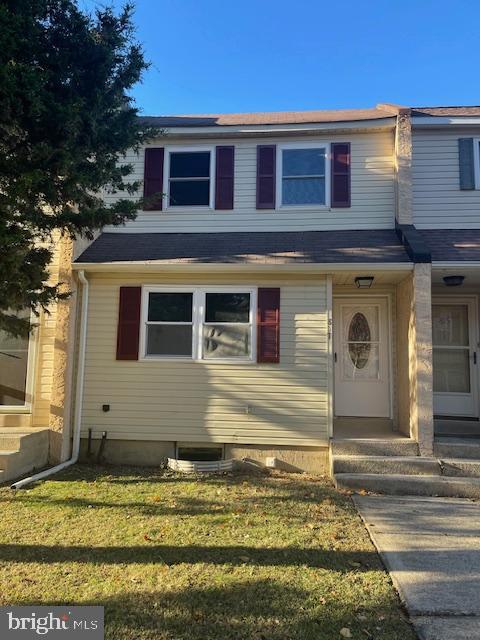 817 HASTINGS COURT