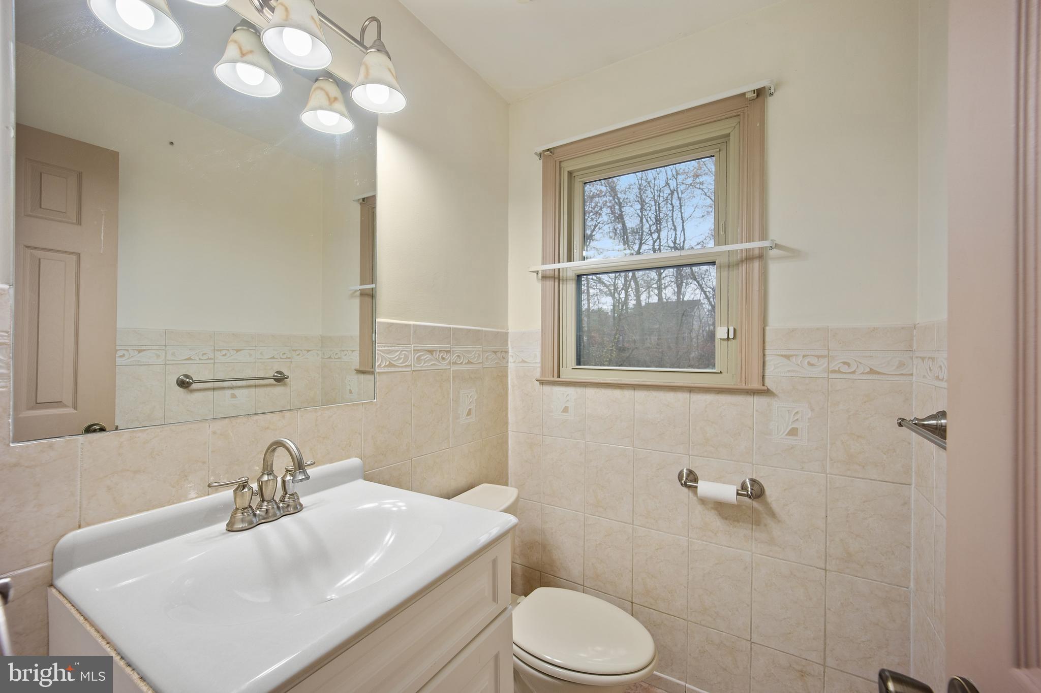 907 WHITE CLAY TERRACE