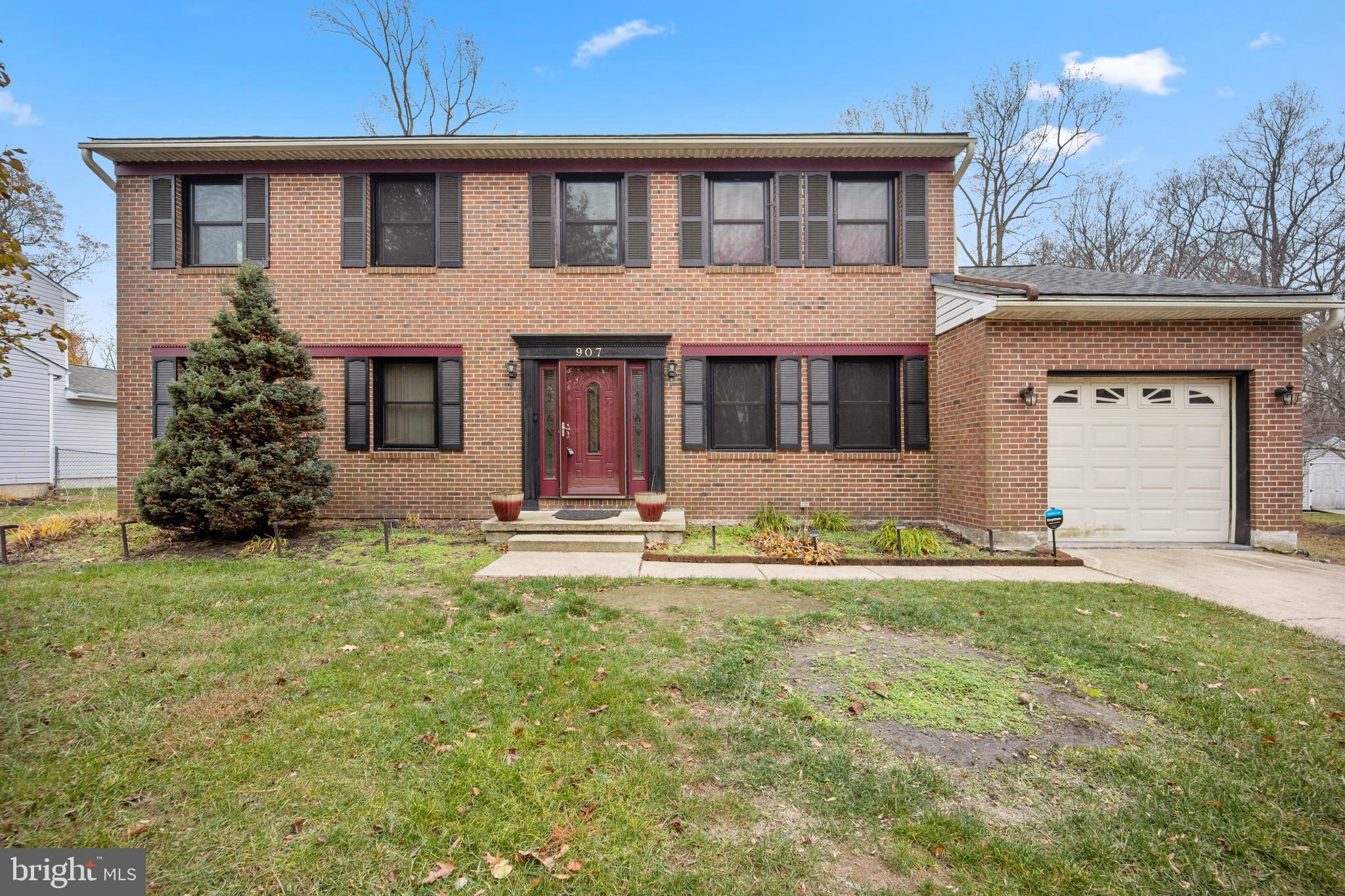 907 WHITE CLAY TERRACE