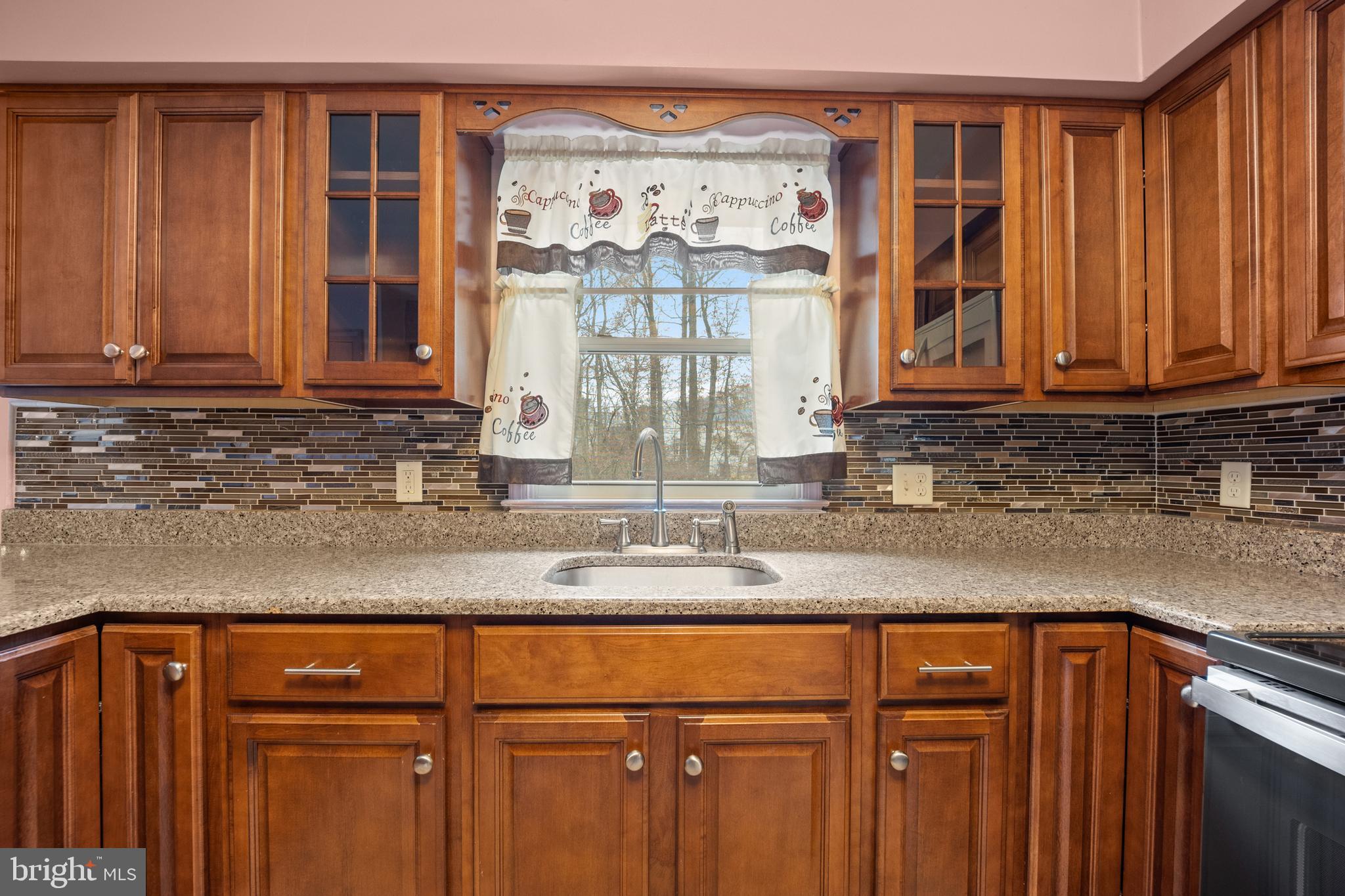 907 WHITE CLAY TERRACE