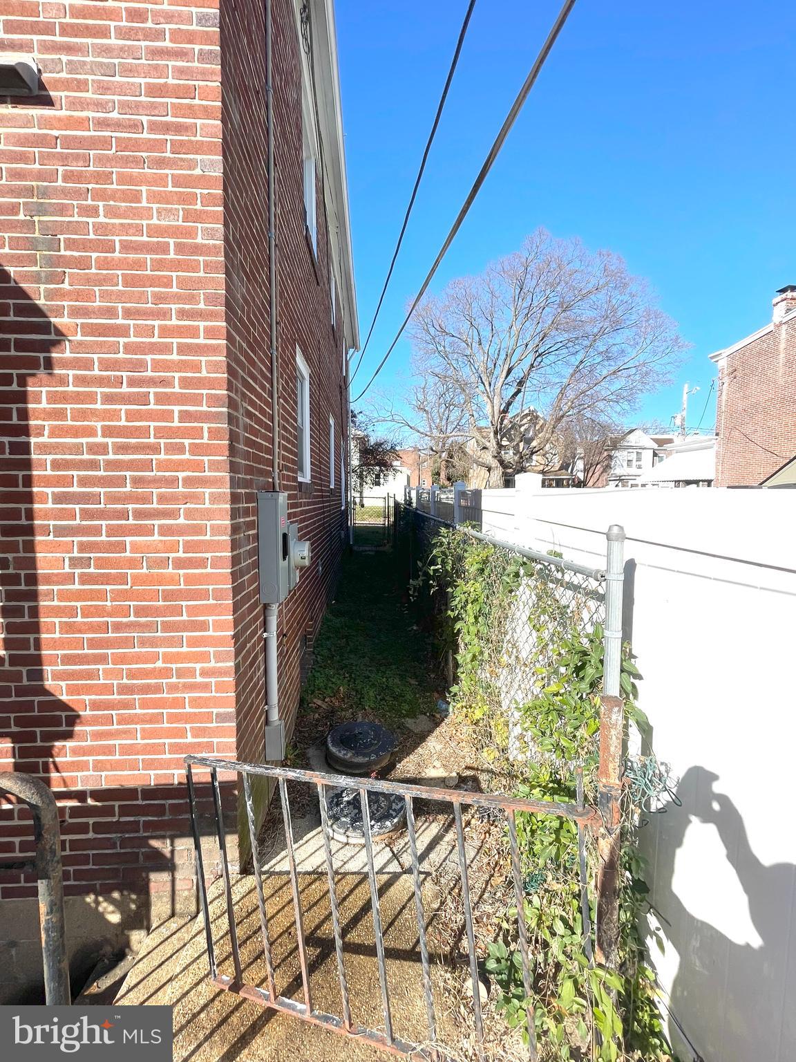 3100 N MADISON STREET