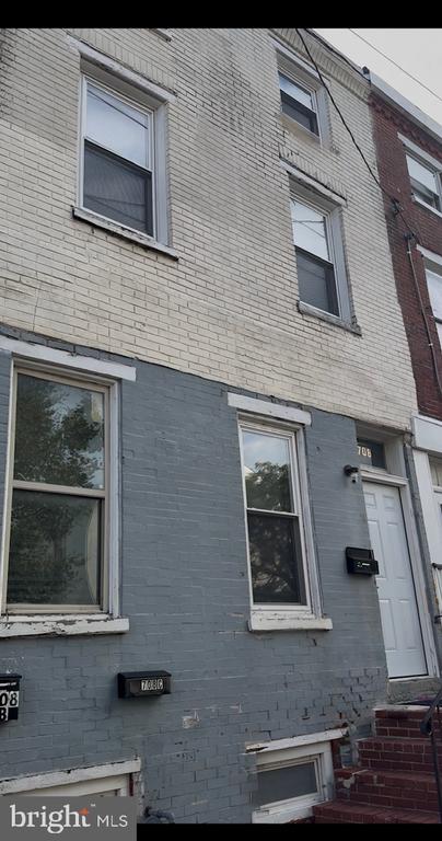 708 E 7TH STREET