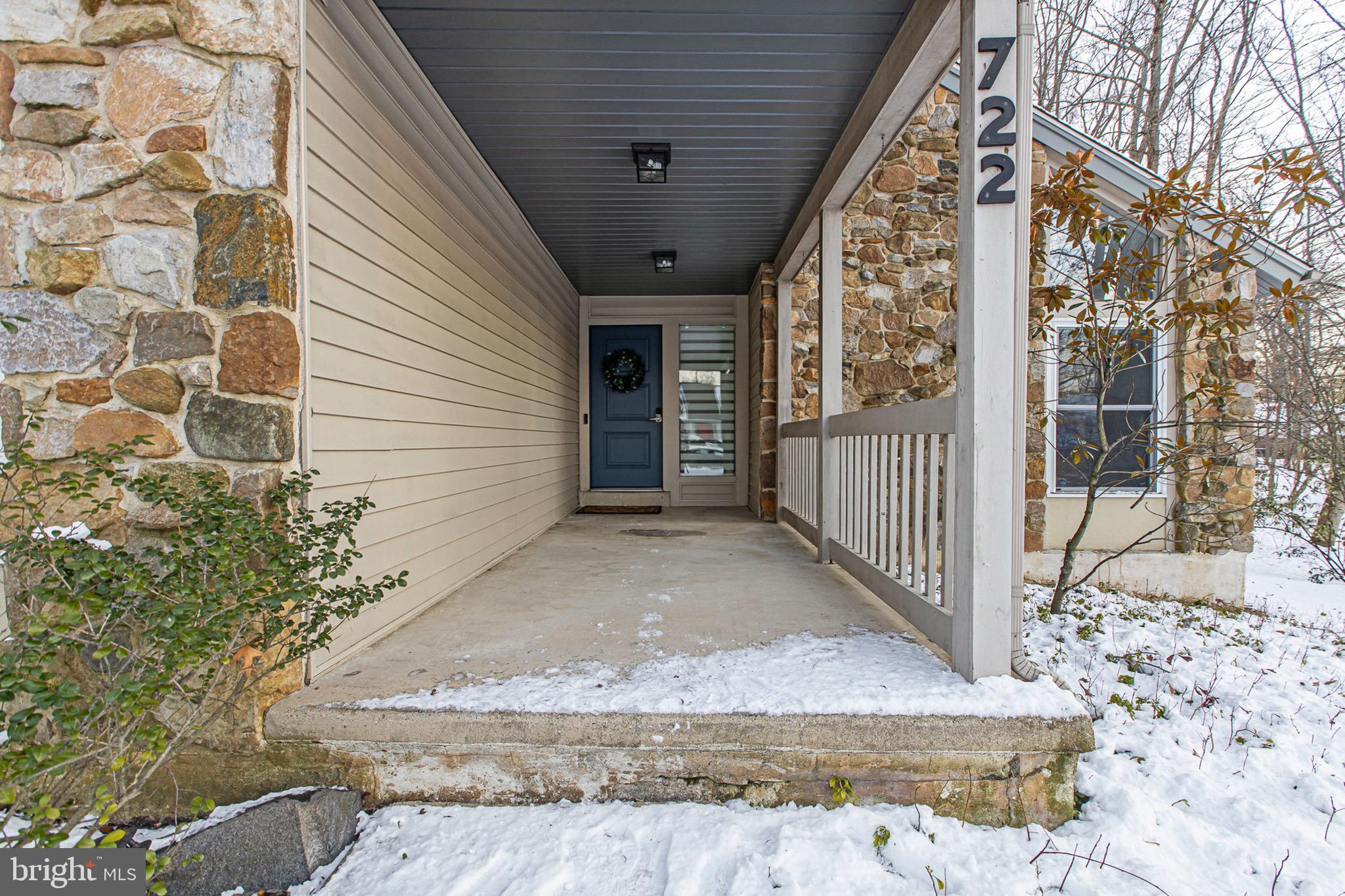 722 FOXDALE ROAD