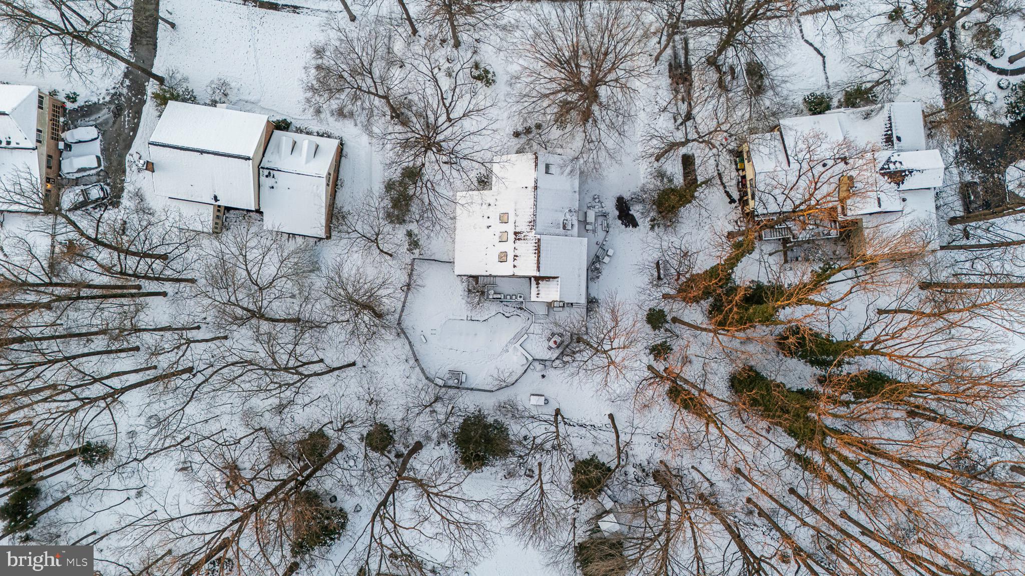 722 FOXDALE ROAD