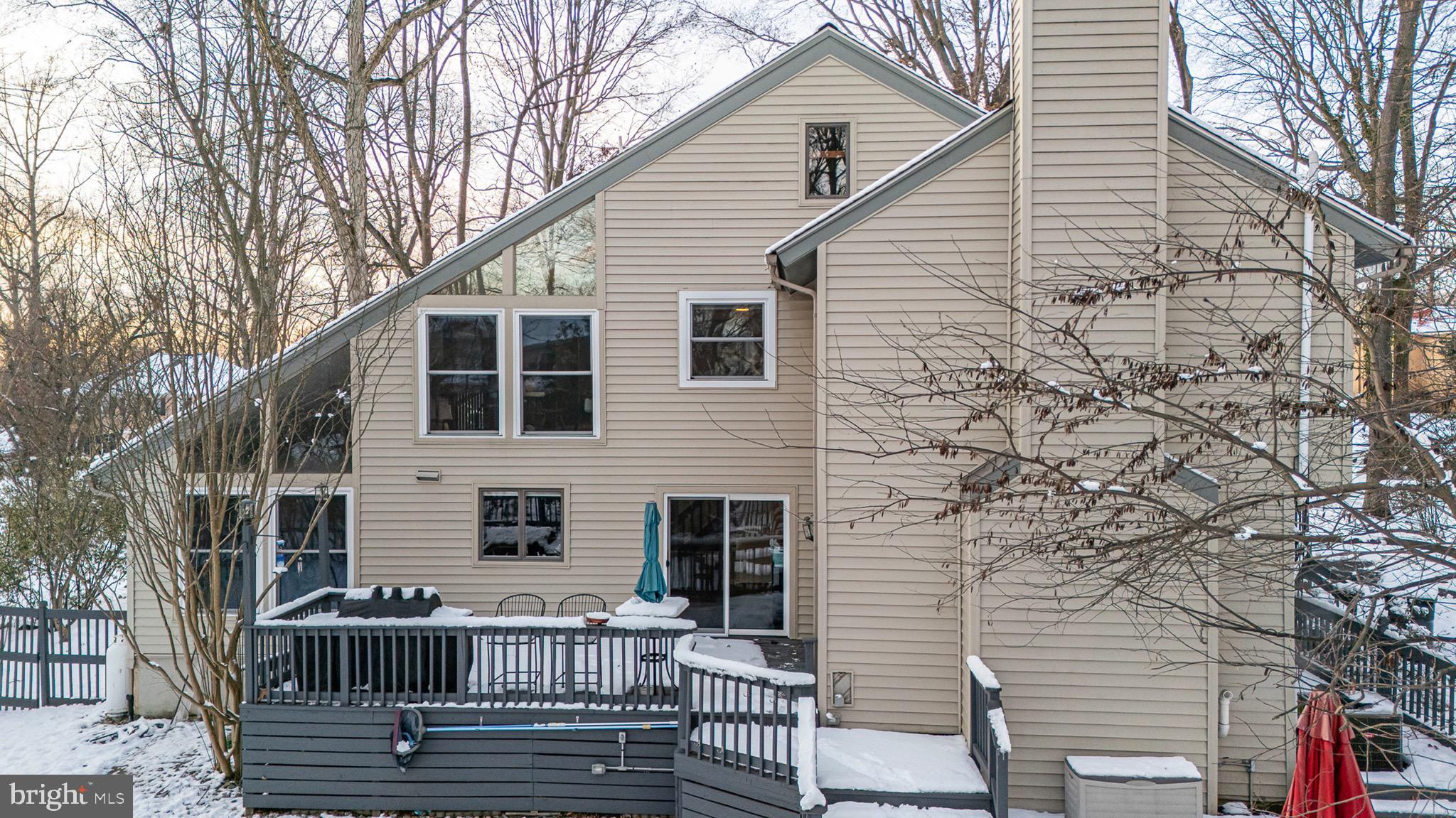722 FOXDALE ROAD