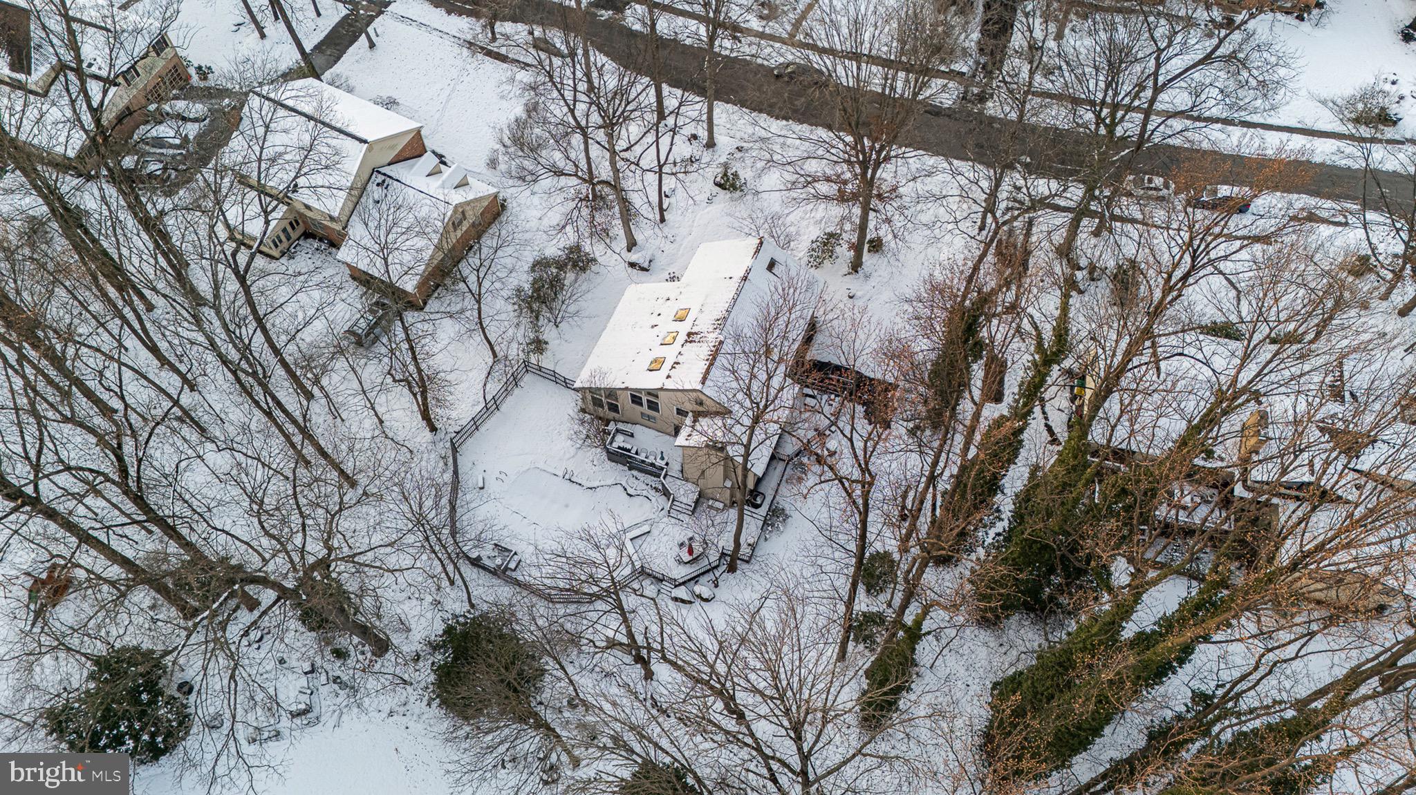722 FOXDALE ROAD
