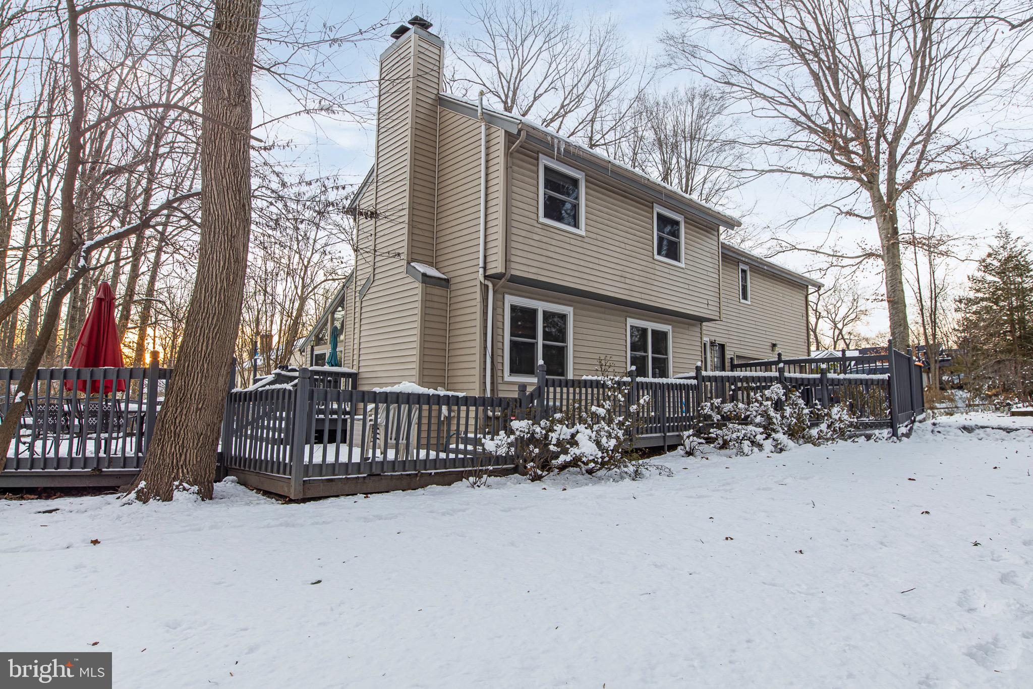 722 FOXDALE ROAD