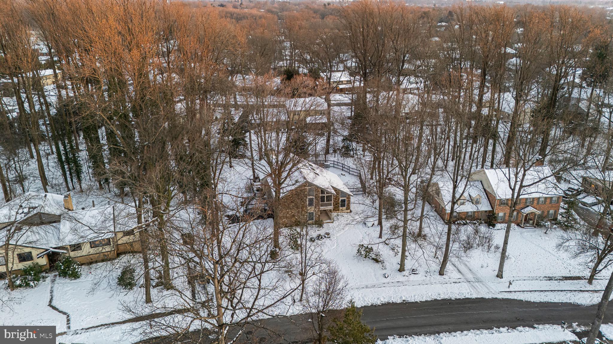 722 FOXDALE ROAD