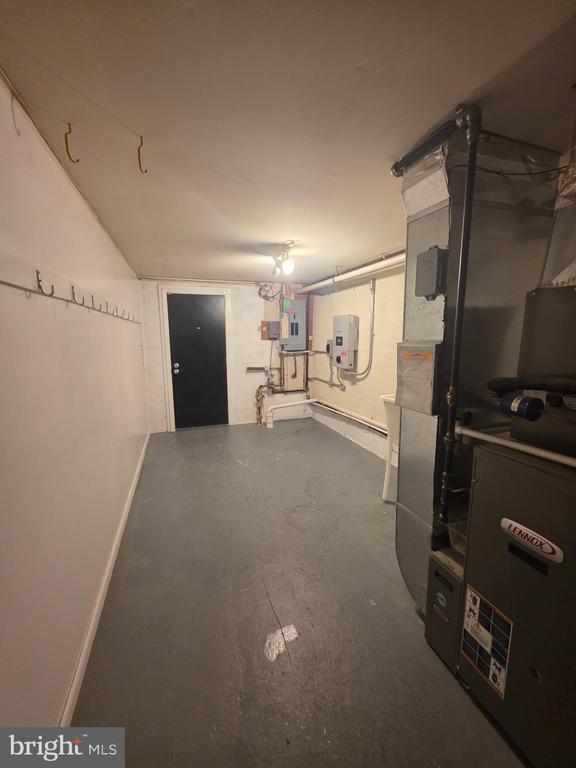 412 3RD STREET