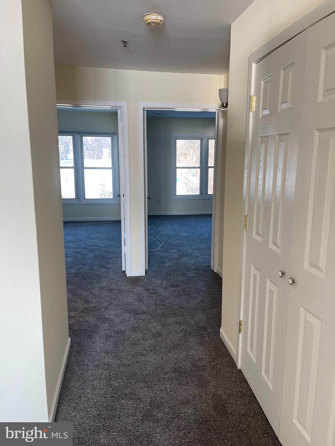 5215 LE PARC DRIVE 8