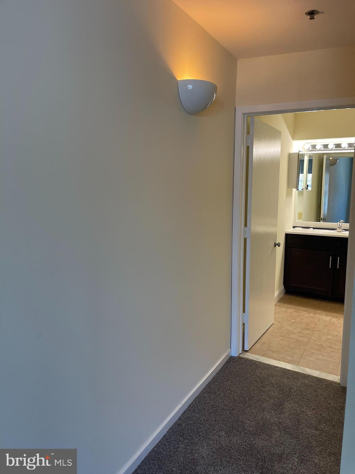 5215 LE PARC DRIVE 8