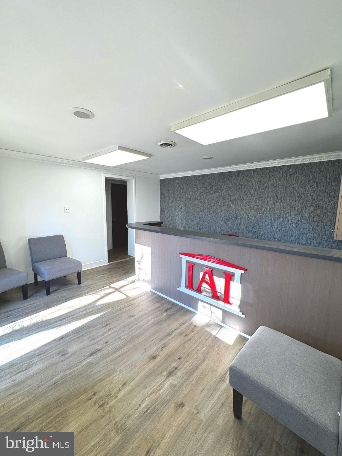 720 NEW LONDON ROAD A1-2