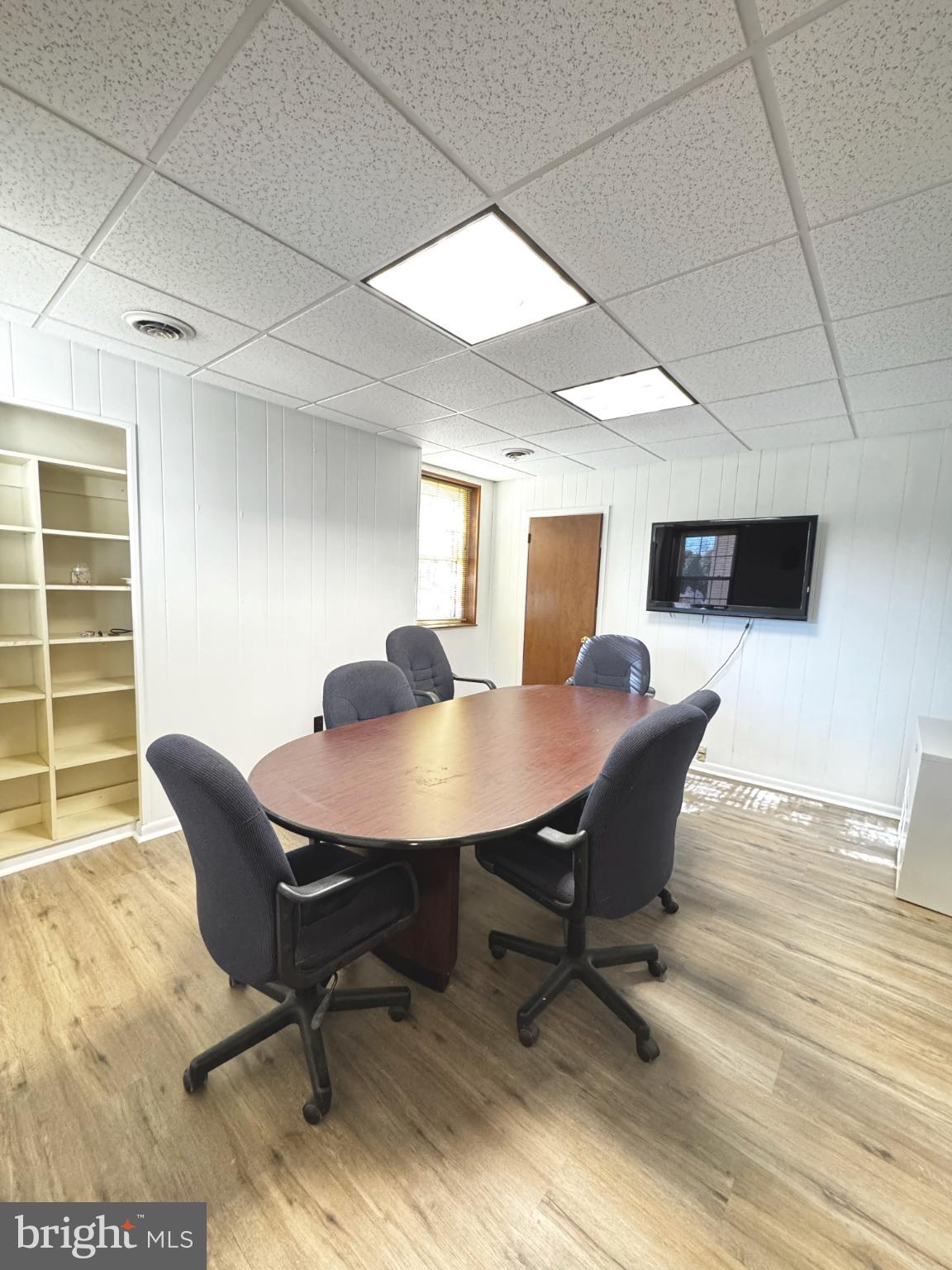 720 NEW LONDON ROAD A1-2