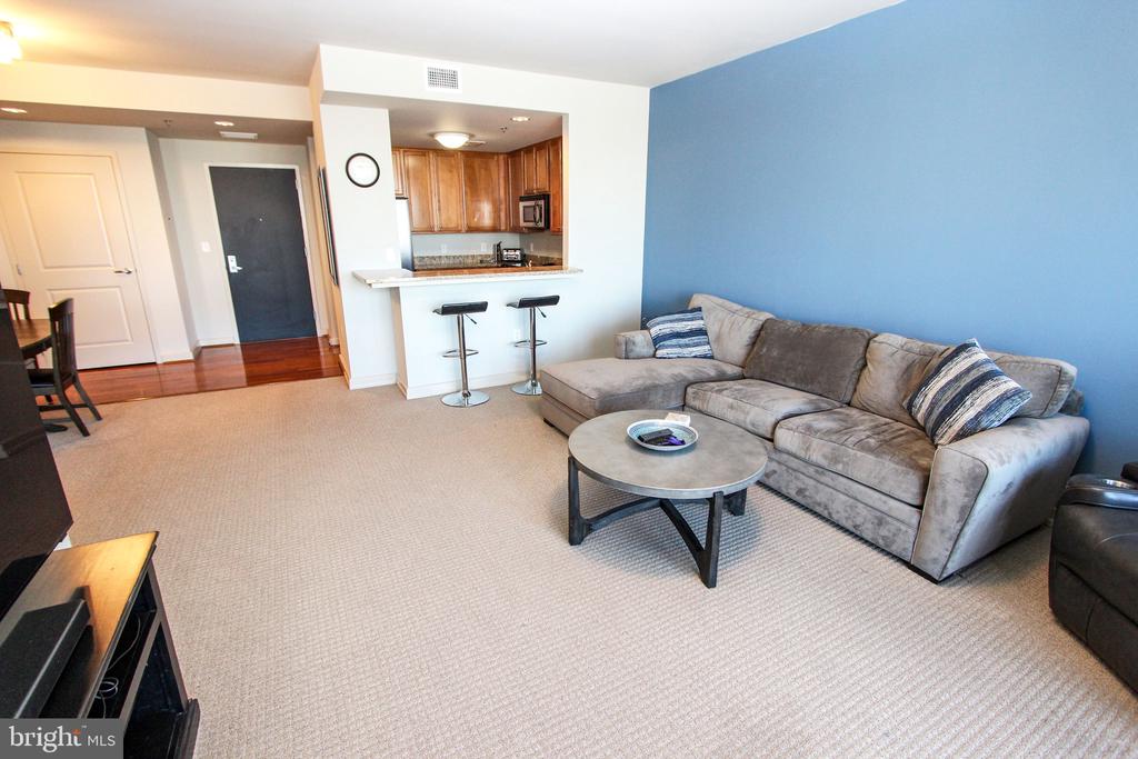 105 CHRISTINA LANDING DRIVE UNIT 2007