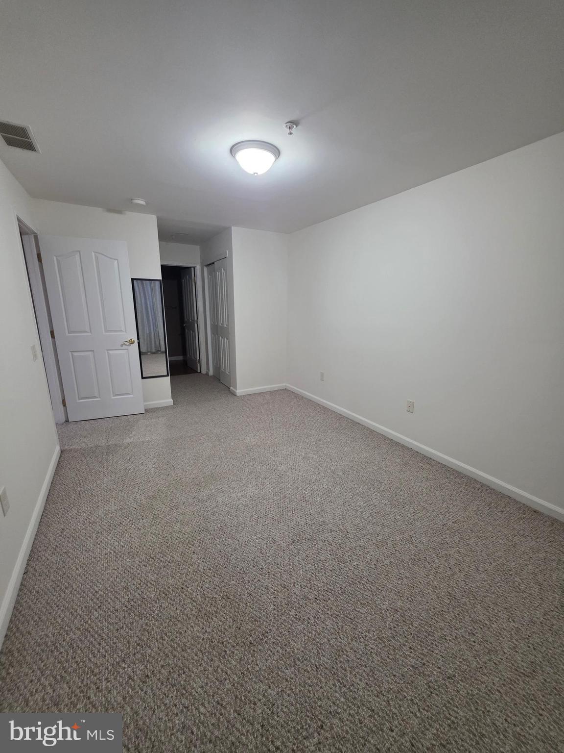 2809 WATERS EDGE DRIVE 260