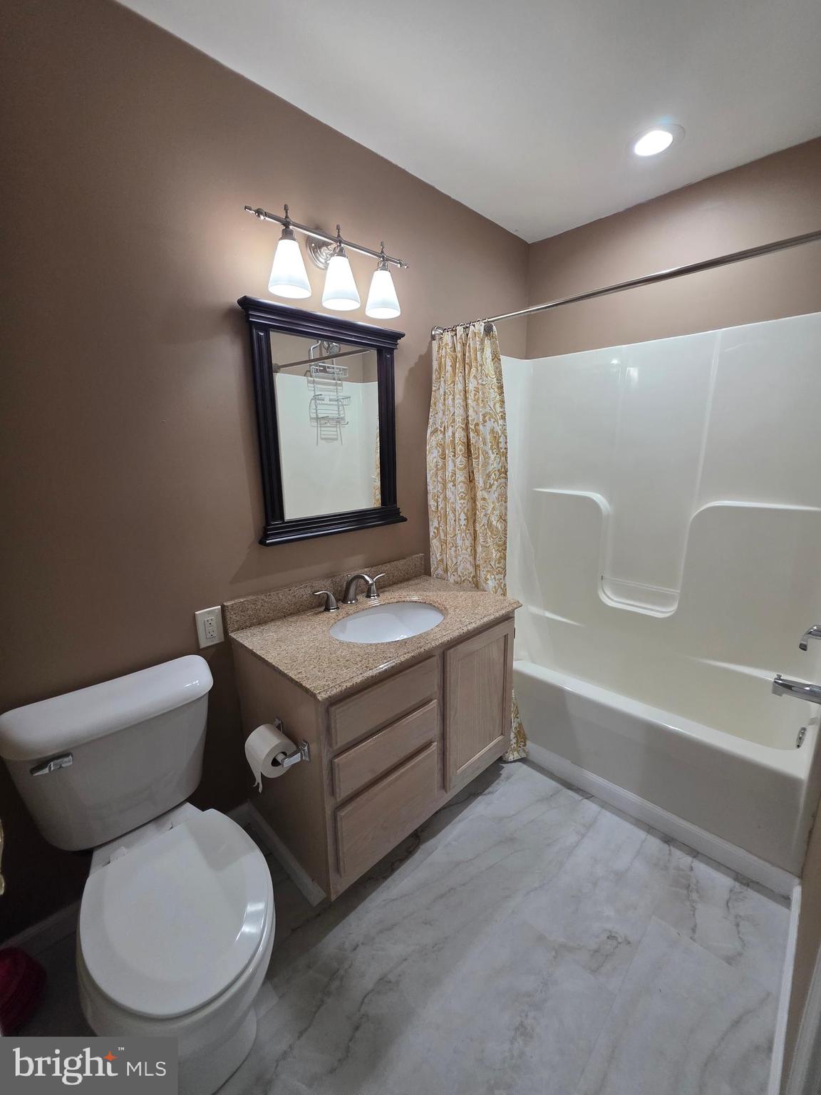 2809 WATERS EDGE DRIVE 260