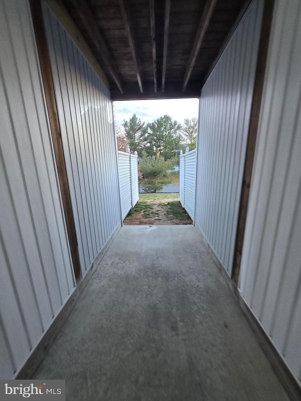 2809 WATERS EDGE DRIVE 260