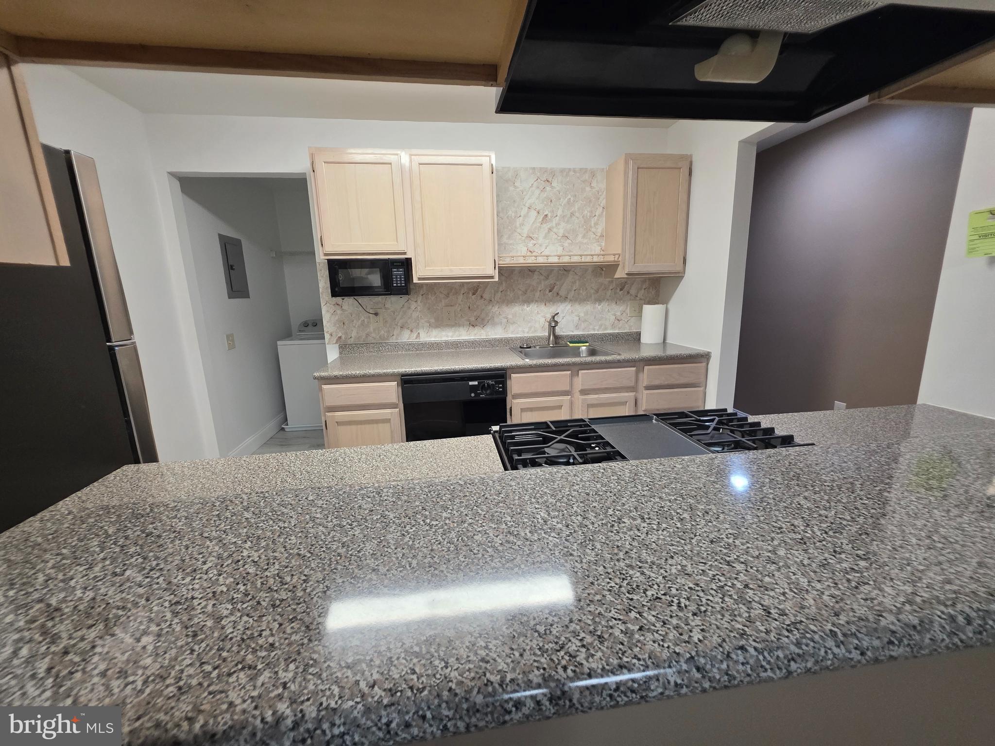 2809 WATERS EDGE DRIVE 260