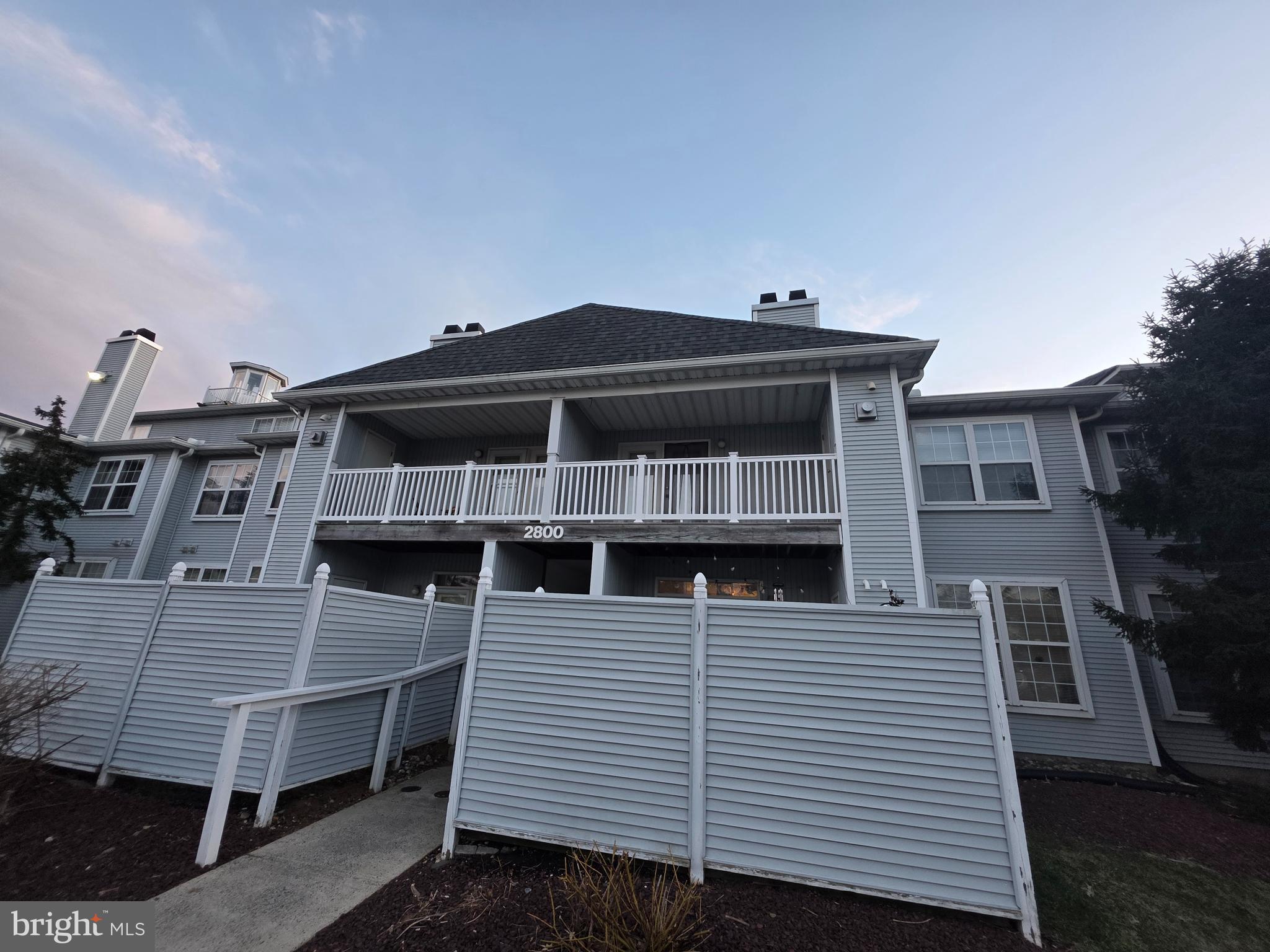 2809 WATERS EDGE DRIVE 260