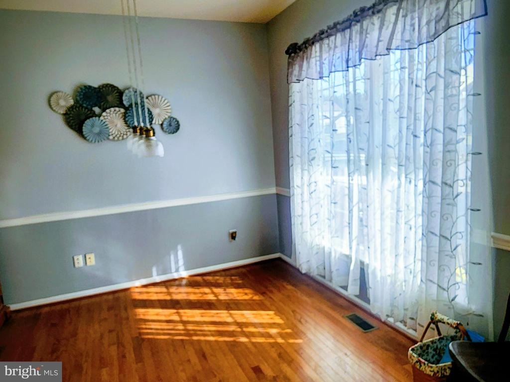 4 ALDEN COURT