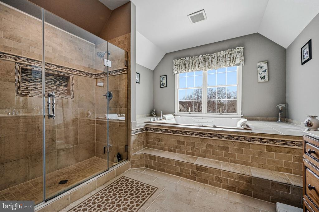 211 AUDUBON DRIVE