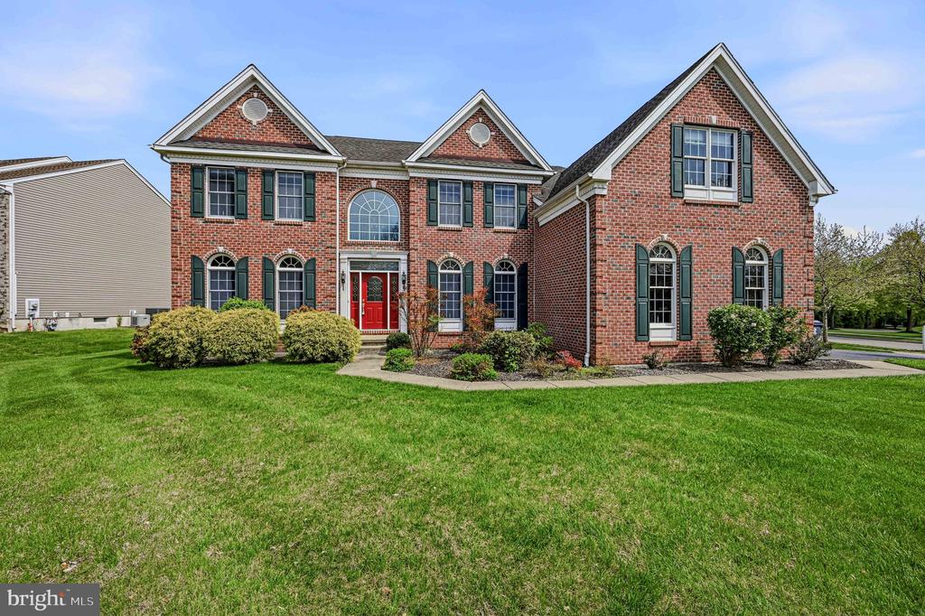 211 AUDUBON DRIVE