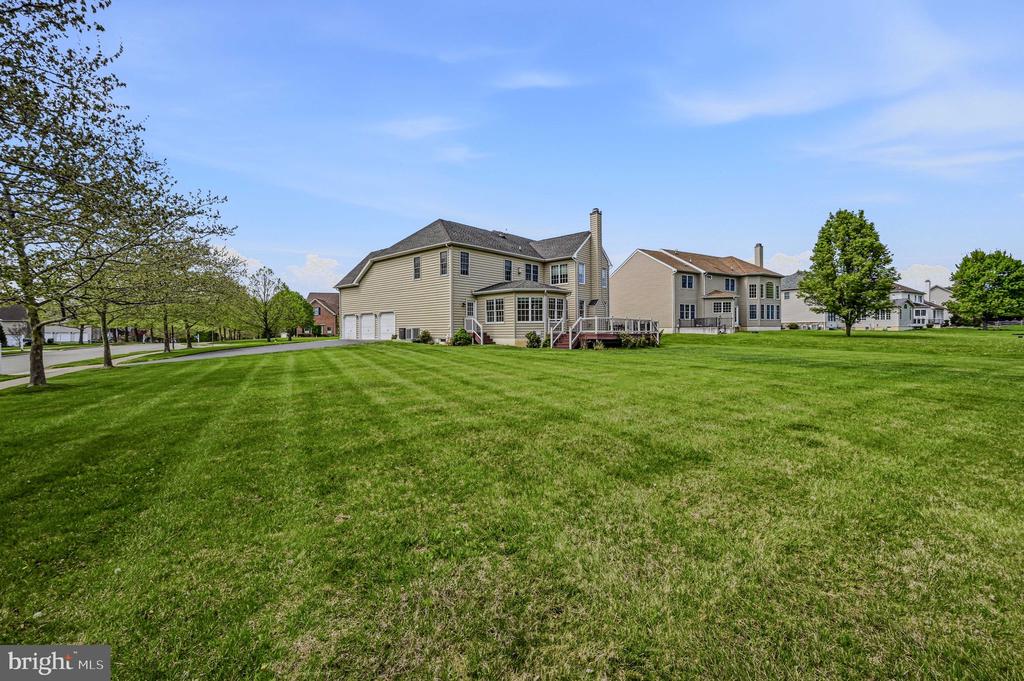 211 AUDUBON DRIVE