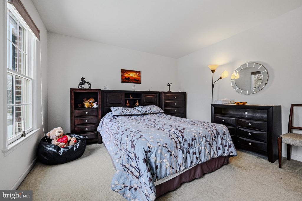 211 AUDUBON DRIVE
