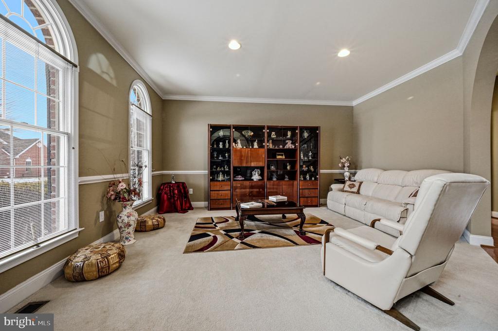 211 AUDUBON DRIVE