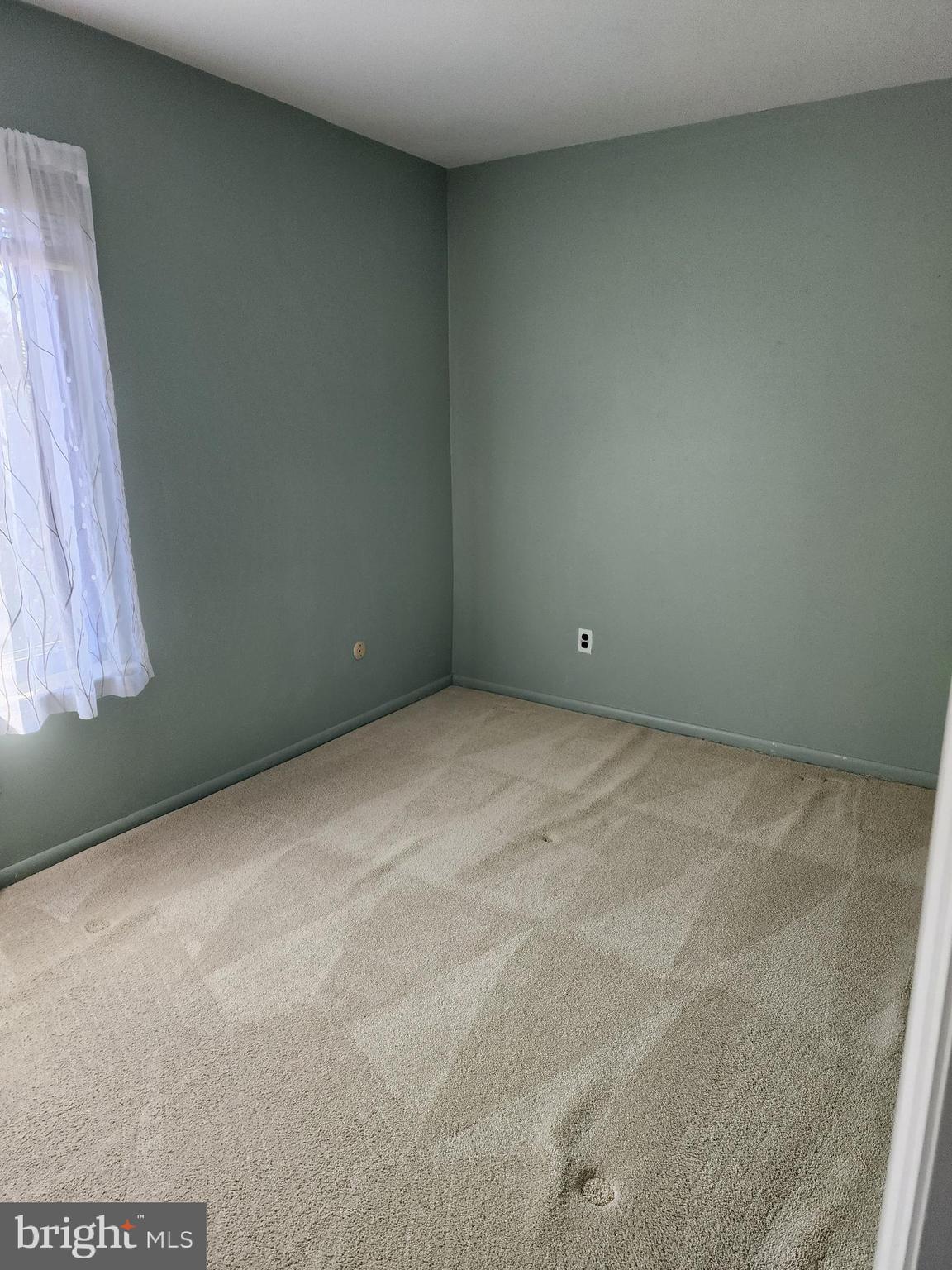 3377 CHAMPIONS DRIVE