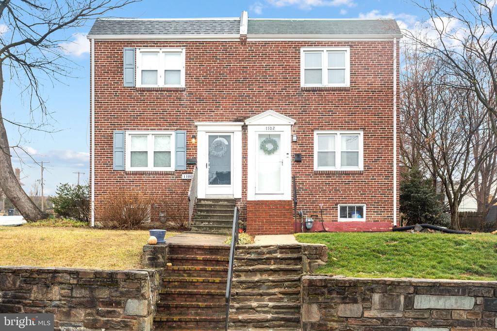1102 CLAYTON ROAD