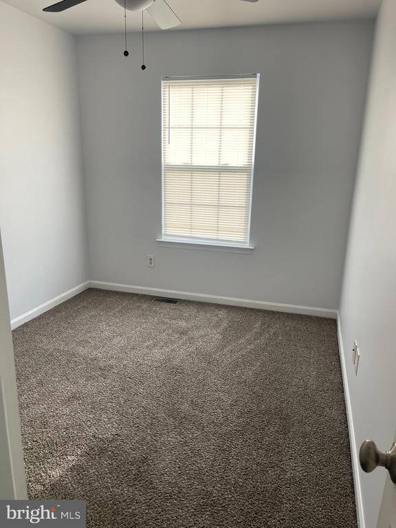 288 VINCENT CIRCLE