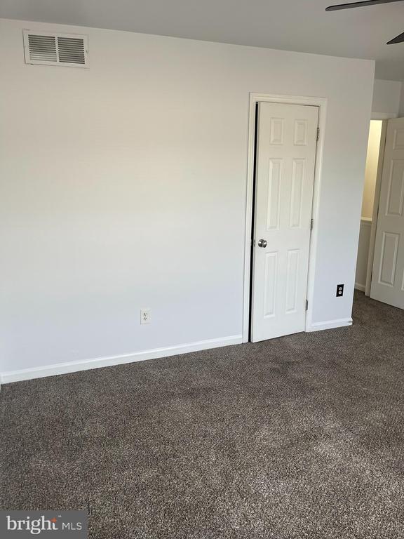 288 VINCENT CIRCLE
