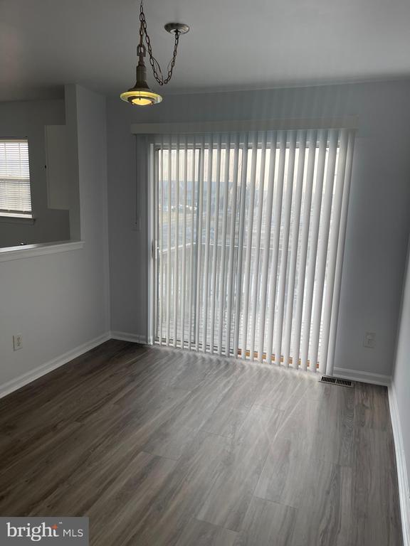 288 VINCENT CIRCLE