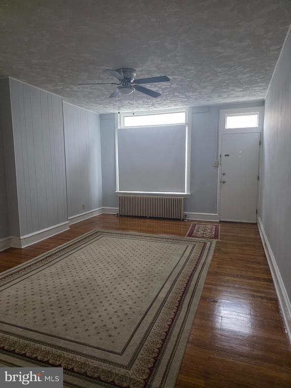 1003 MAPLE STREET