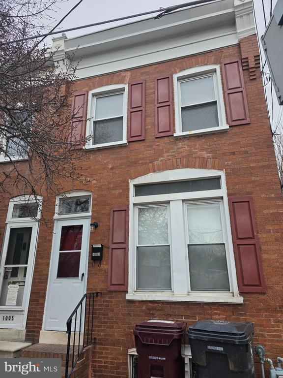1003 MAPLE STREET