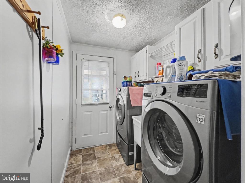 20 LEE DRIVE 641